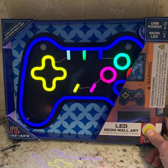 Game Controller LED Neon Light NWT - Picture 1 of 5